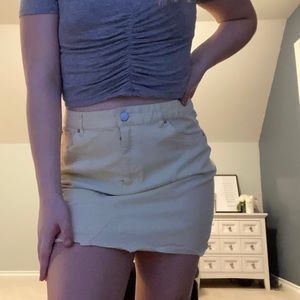 F21 yellow skirt